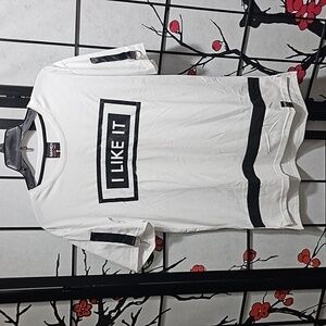 Ravmen Graphic Tee Shirt I Like It Size‎ Large NWT